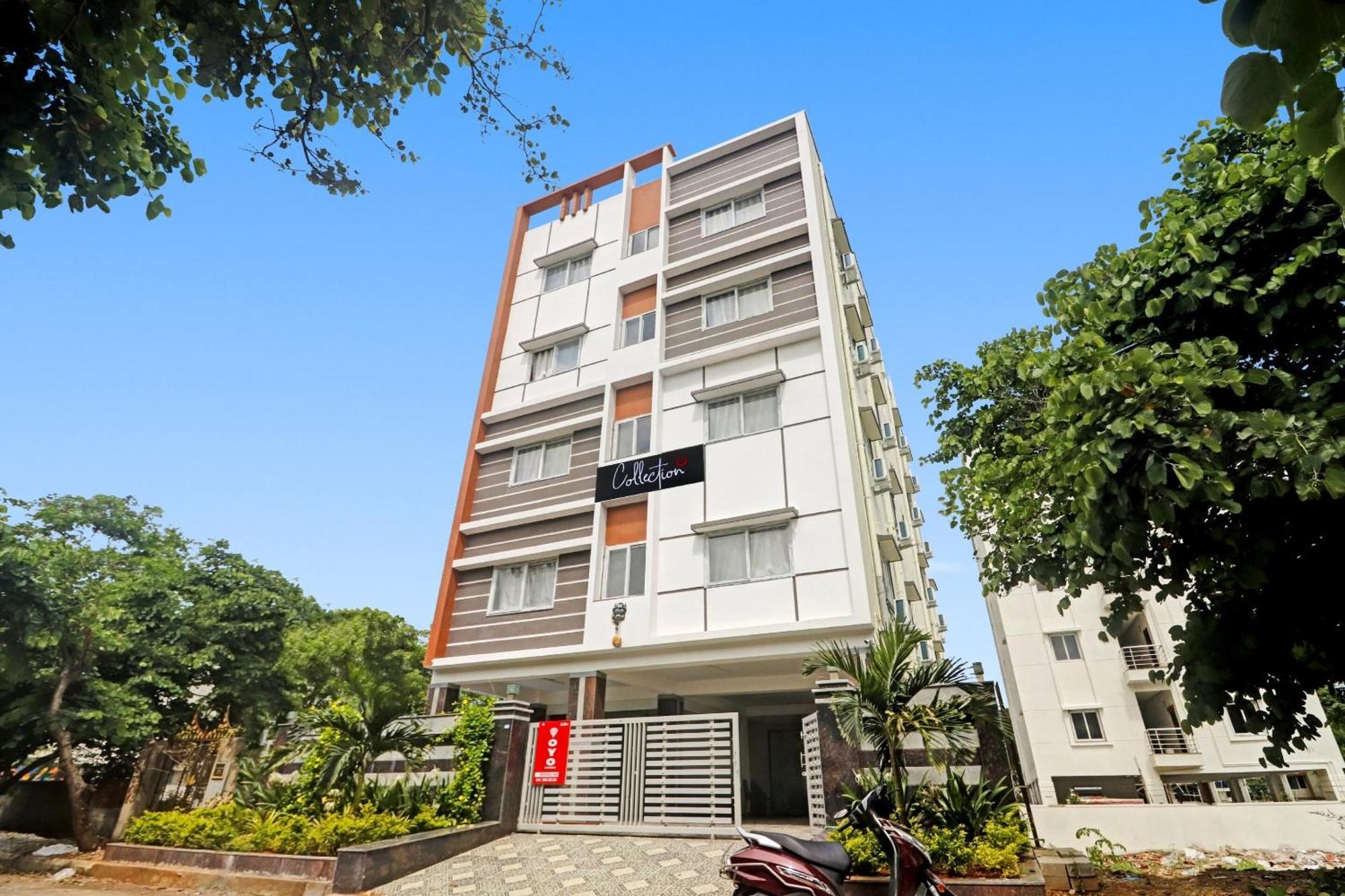 Super Capital O Srinika Inn Gachibowli Esterno foto
