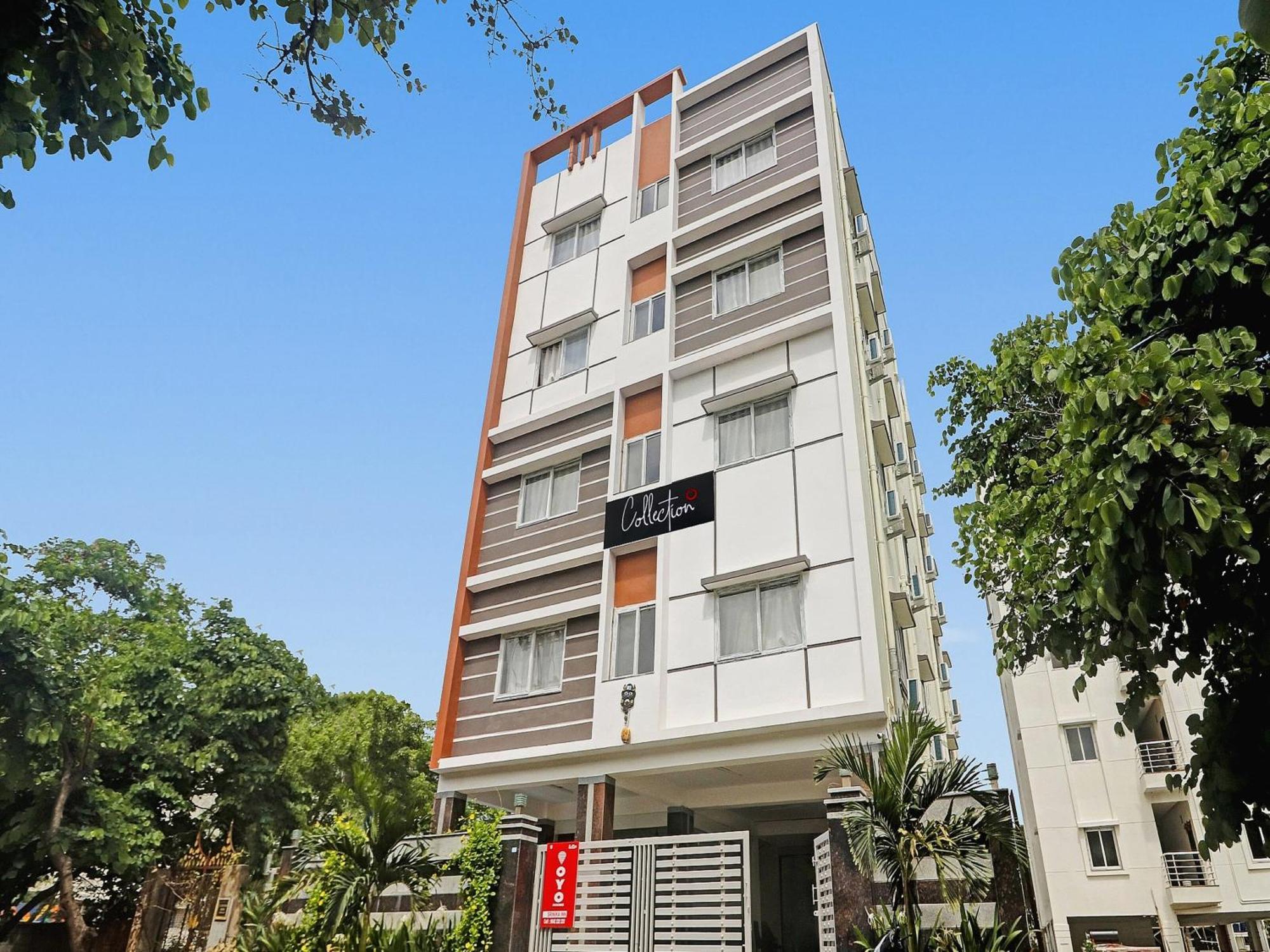 Super Capital O Srinika Inn Gachibowli Esterno foto