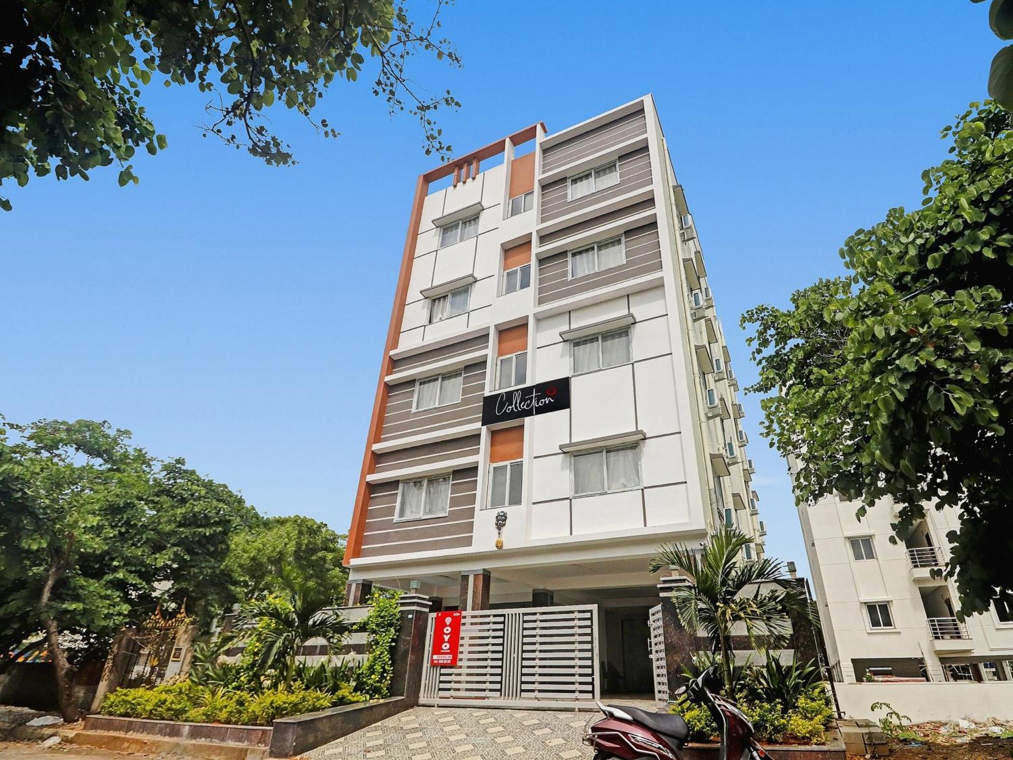 Super Capital O Srinika Inn Gachibowli Esterno foto